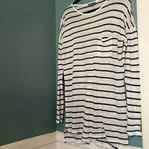 Vince long sleeve - long - Tshirt - size small - front pocket -stripes - Picture 4 of 6